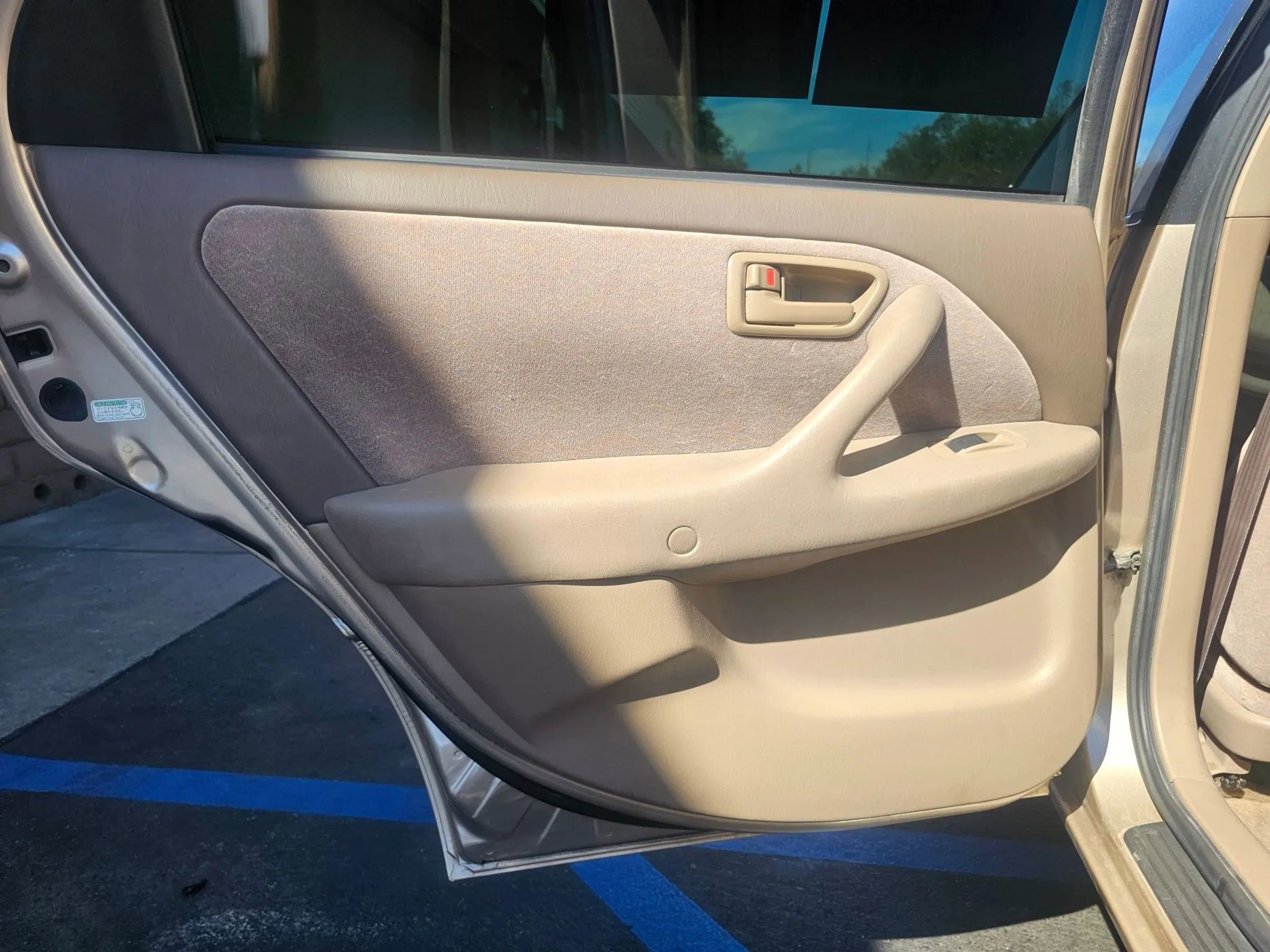 Used 1998 Toyota Camry LE FWD image 13