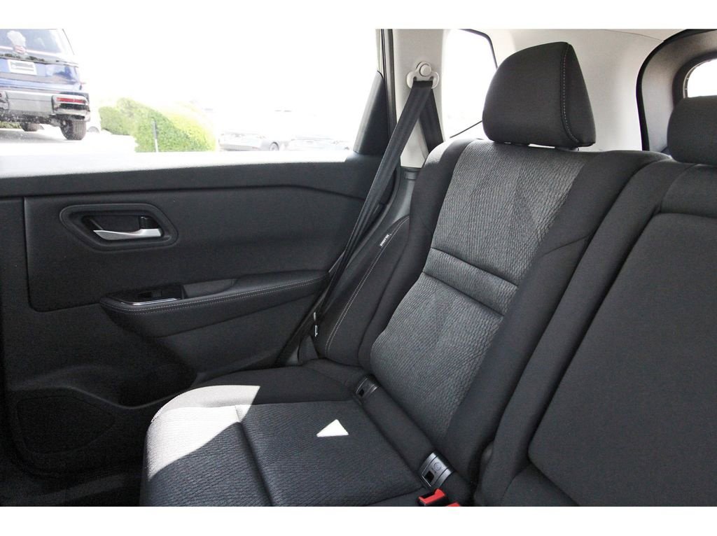 New 2026 Nissan Rogue SV w/ Cold Weather Package FWD image 9
