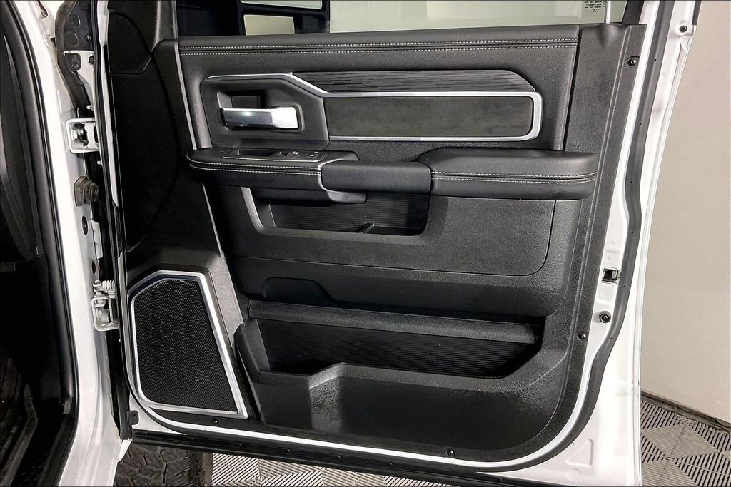 Used 2024 RAM 2500 Laramie w/ Night Edition image 25