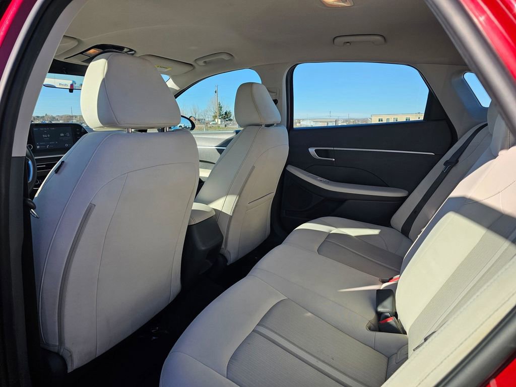 Used 2023 Hyundai Sonata SE FWD image 14