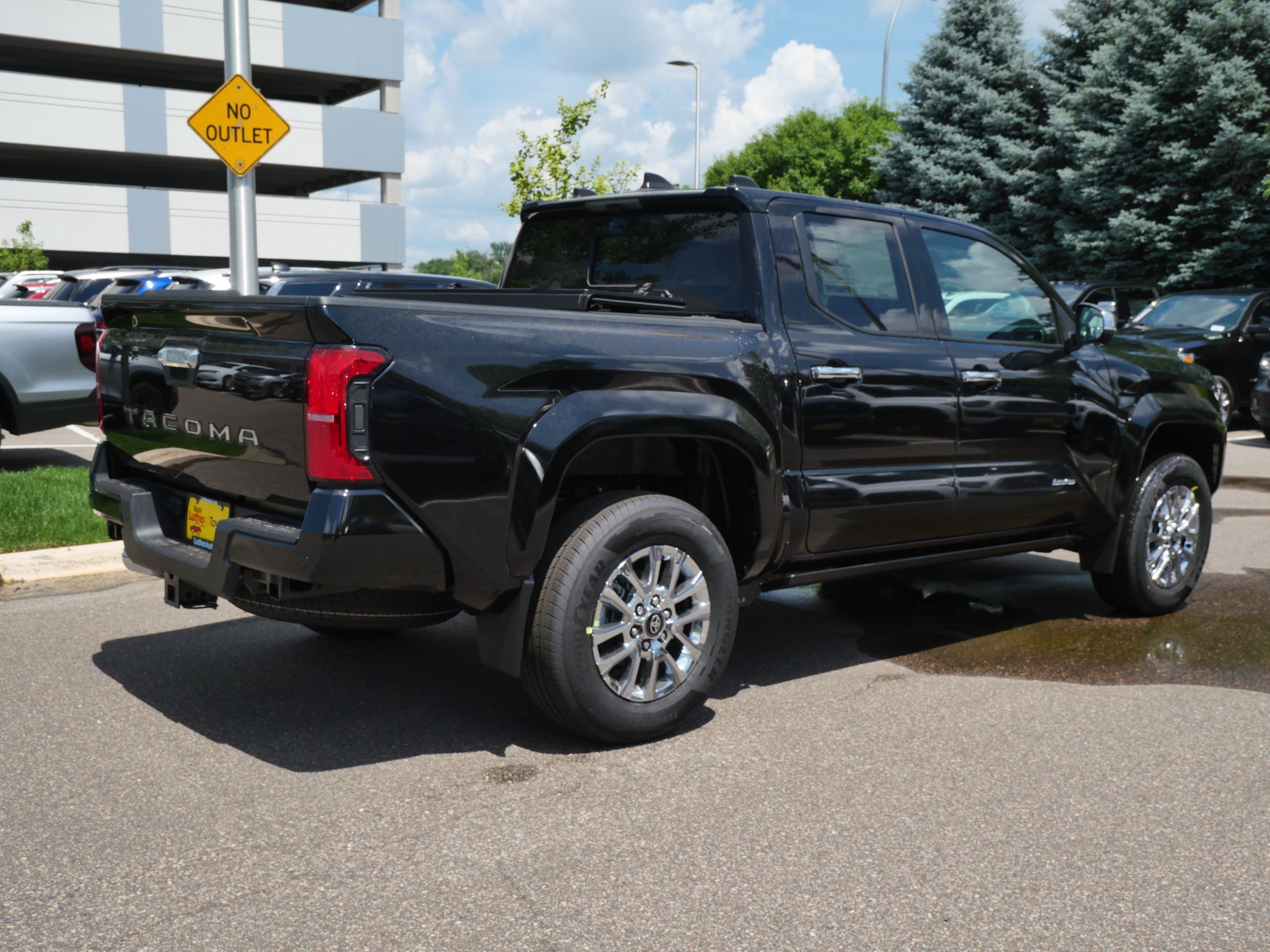 New 2026 Toyota Tacoma Limited AWD/4WD image 2