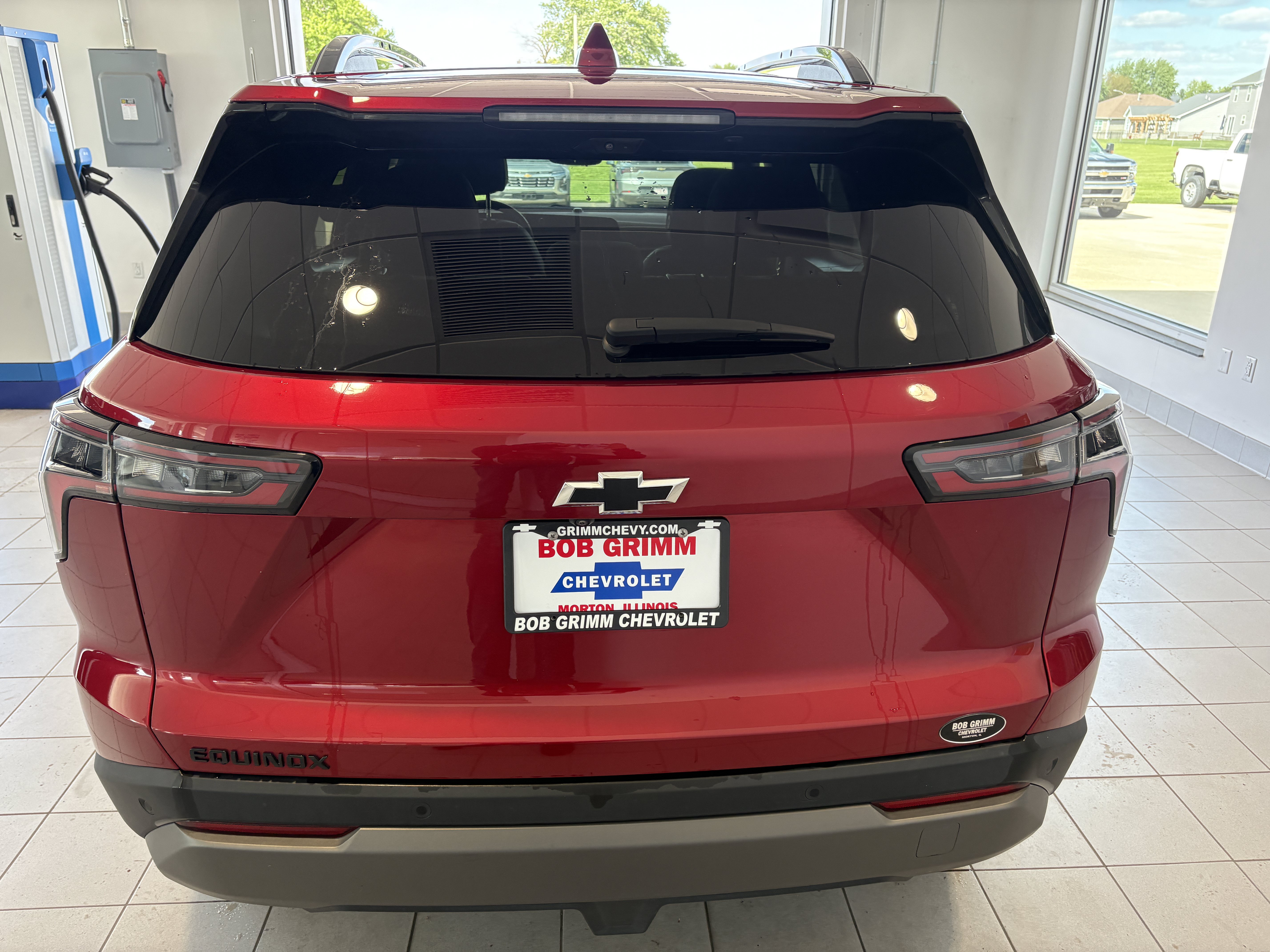 Used 2025 Chevrolet Equinox LT w/ Convenience Package II FWD image 4
