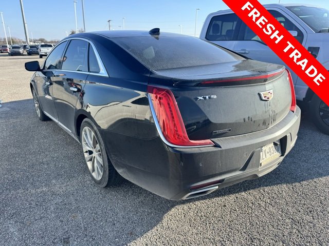 Used 2019 Cadillac XTS image 4