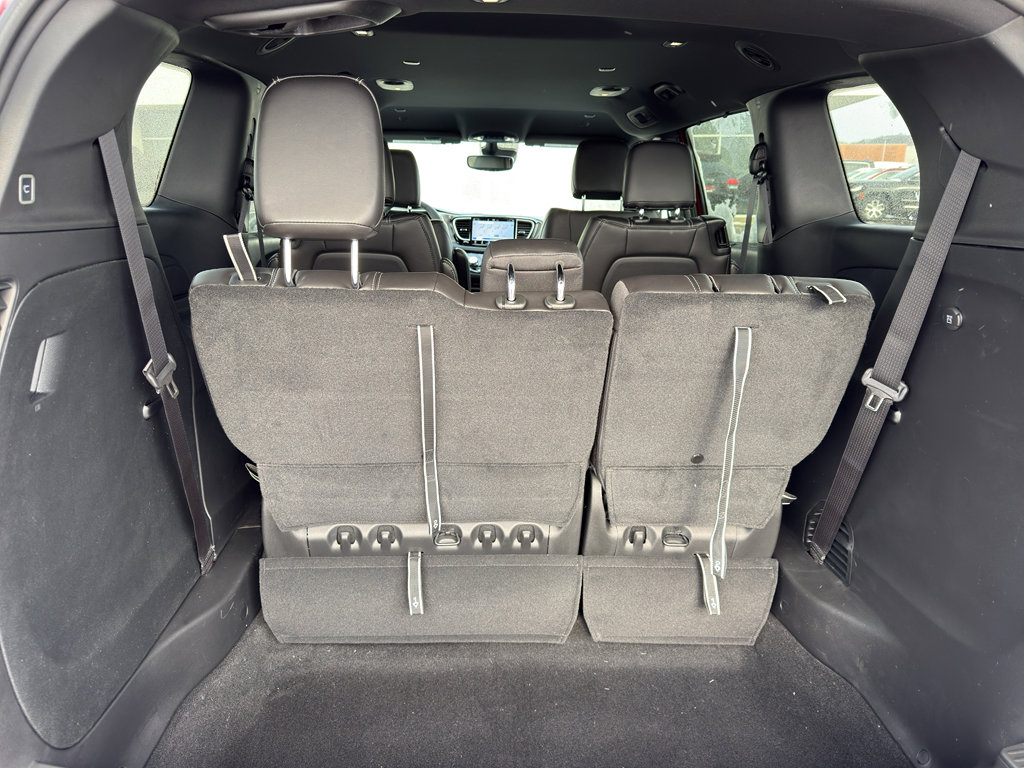 New 2026 Chrysler Pacifica Select image 36