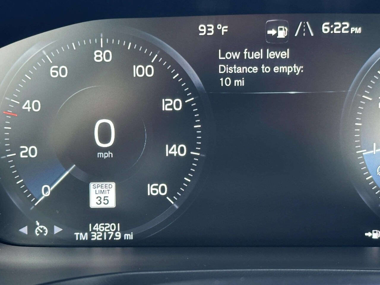 Used 2019 Volvo S60 T6 Momentum w/ Multimedia Package AWD/4WD image 28