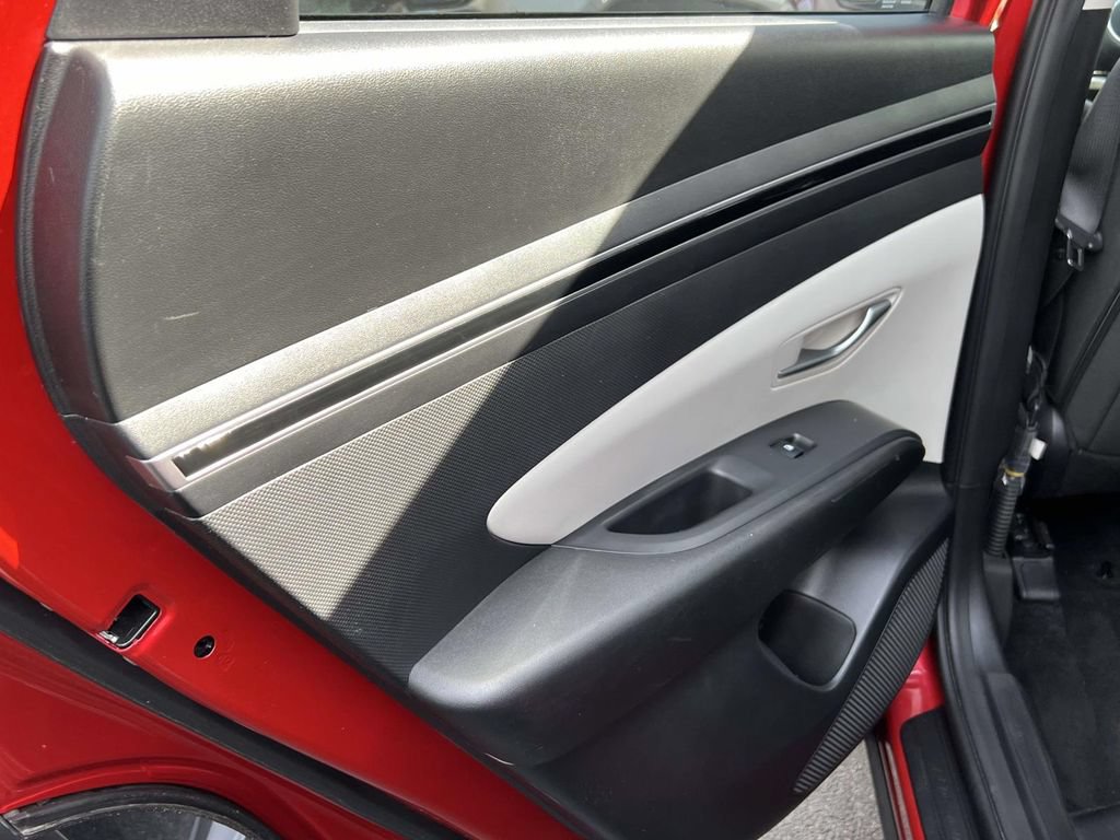 Used 2023 Hyundai Tucson SEL AWD/4WD image 10