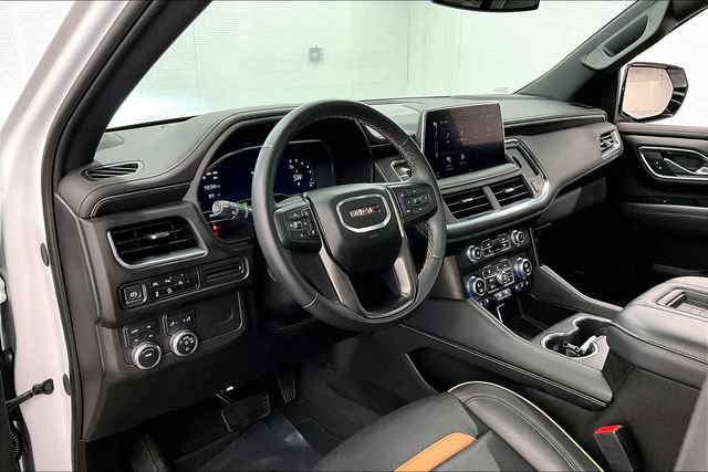 Used 2024 GMC Yukon XL AT4 AWD/4WD image 17