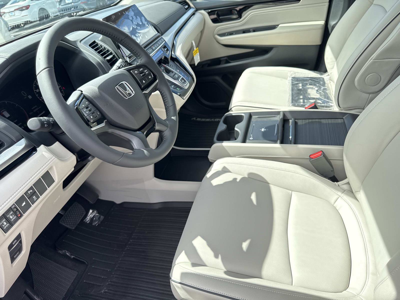 New 2026 Honda Odyssey Touring image 24