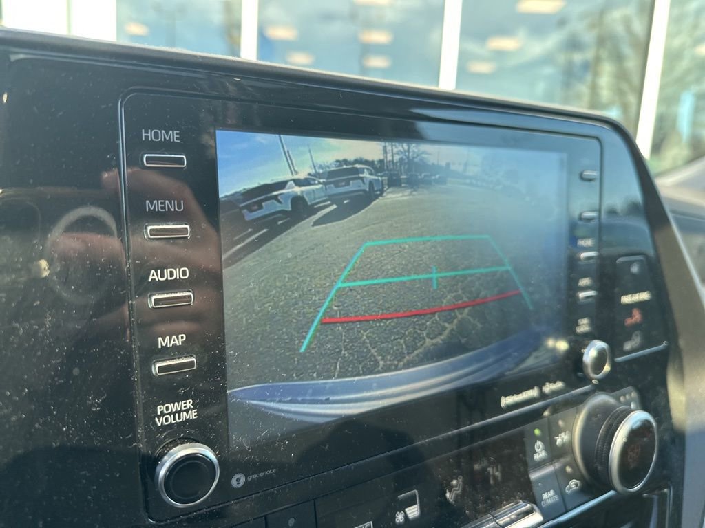 Used 2022 Toyota Highlander XLE image 15