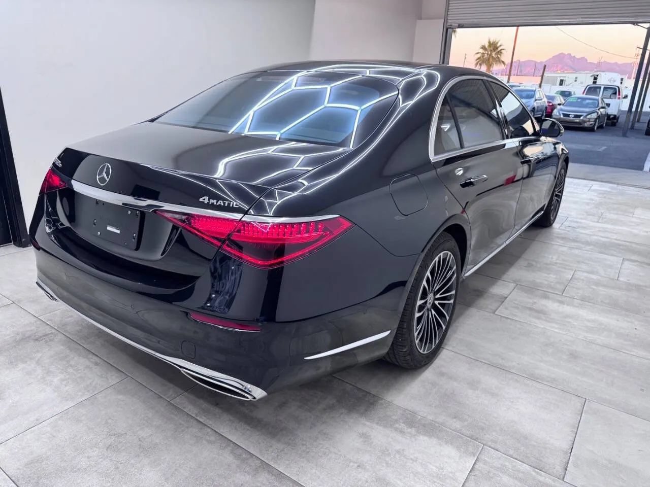 Used 2023 Mercedes-Benz S 580e 4MATIC Sedan w/ Warmth & Comfort Package image 4