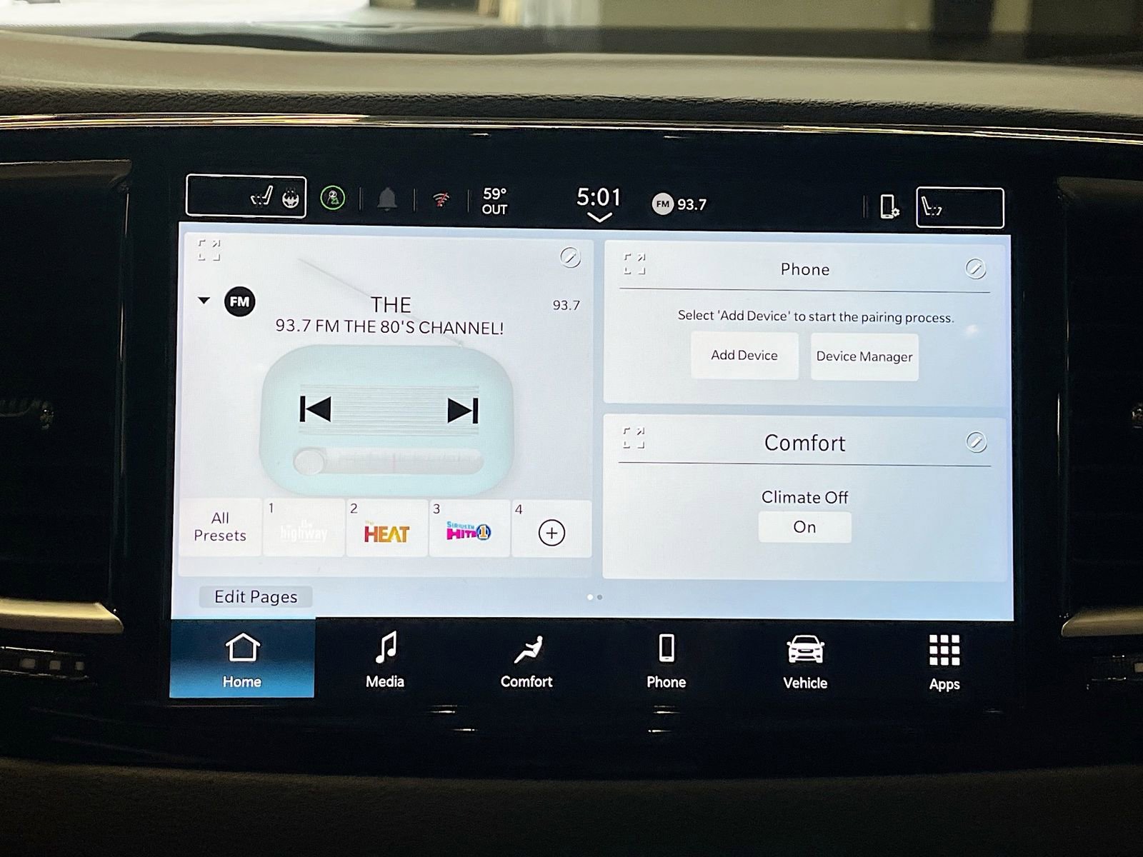 Used 2026 Chrysler Pacifica Select image 14