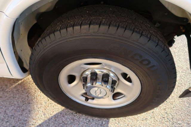 Used 2018 Chevrolet Express 3500 LT w/ LT Preferred Equipment Group RWD image 15