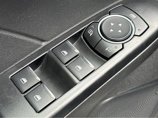 Used 2025 Ford Escape ST-Line FWD image 8