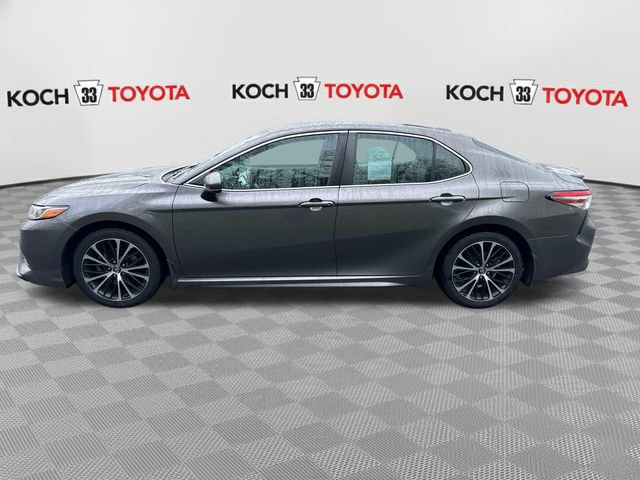 Used 2019 Toyota Camry SE FWD image 4