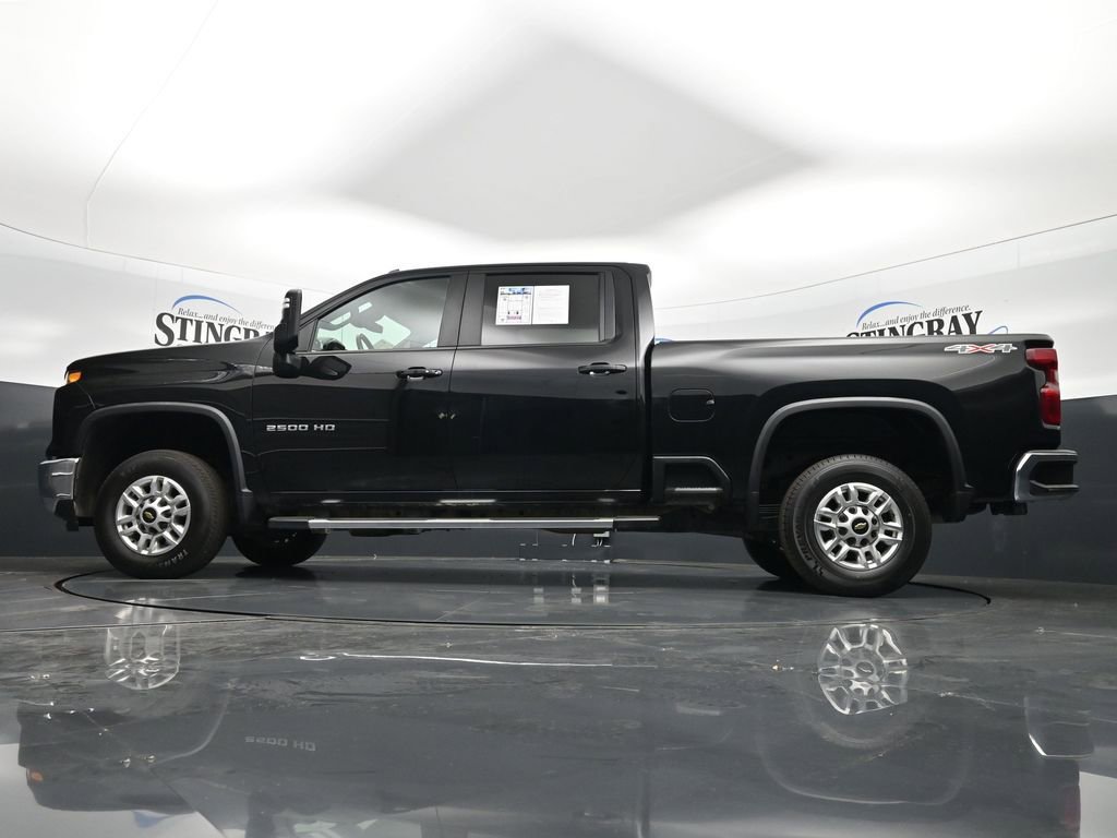 Used 2025 Chevrolet Silverado 2500 LT w/ Convenience Package image 20