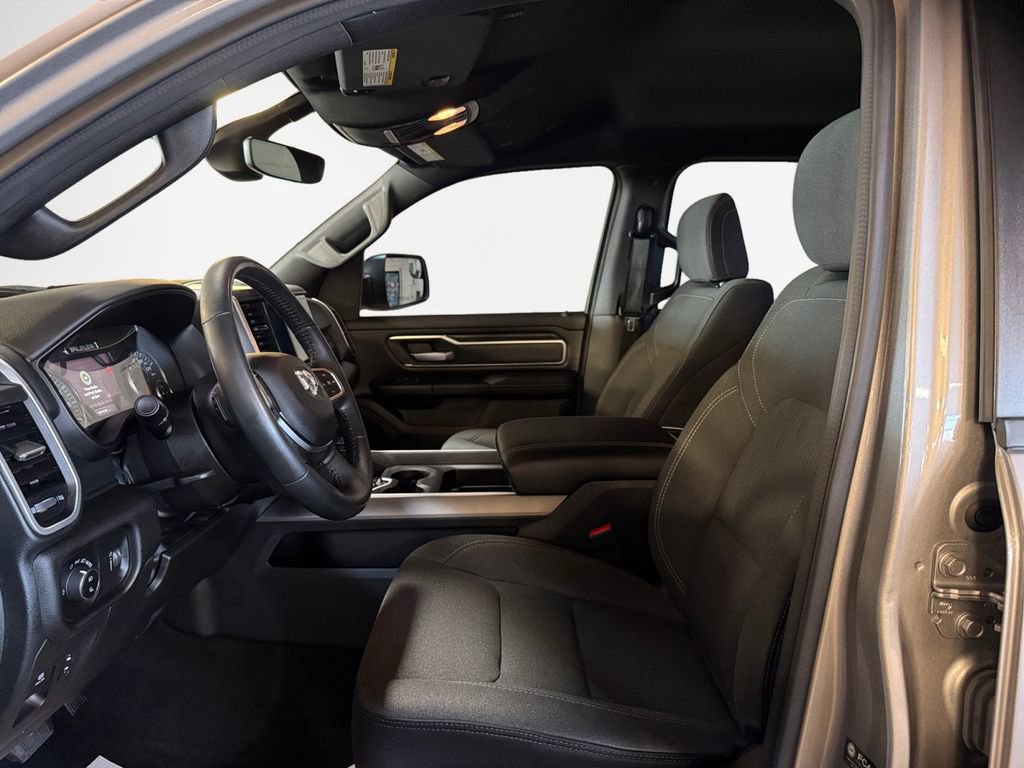 Used 2022 RAM 1500 Big Horn AWD/4WD image 12