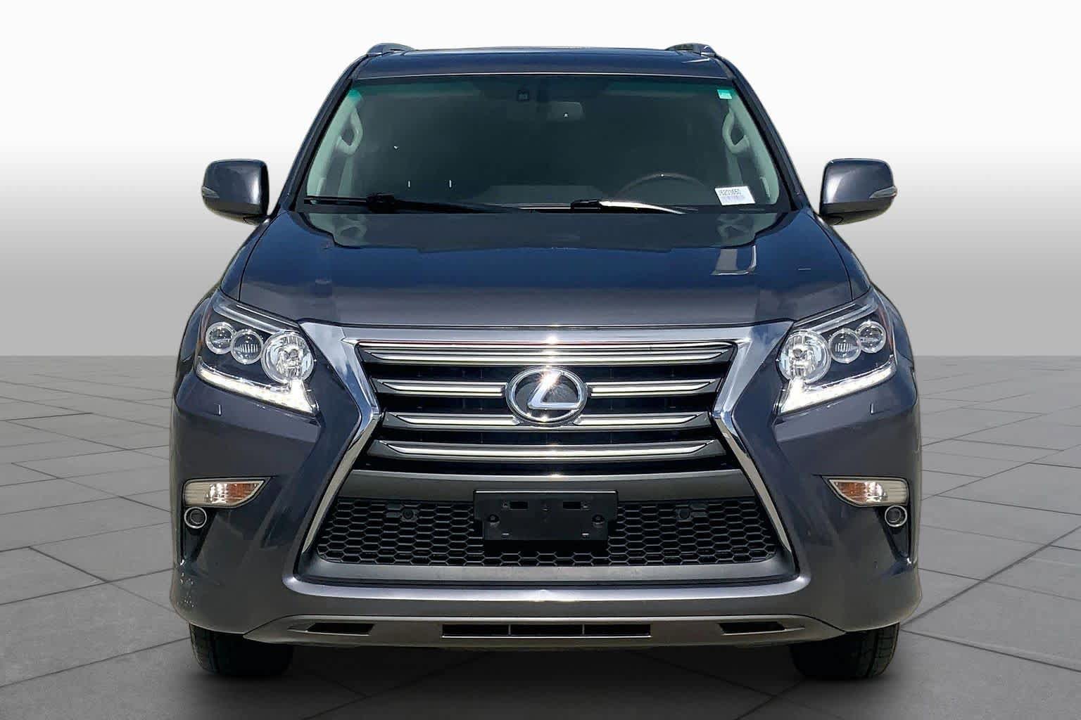 Used 2018 Lexus GX 460 Premium AWD/4WD image 3