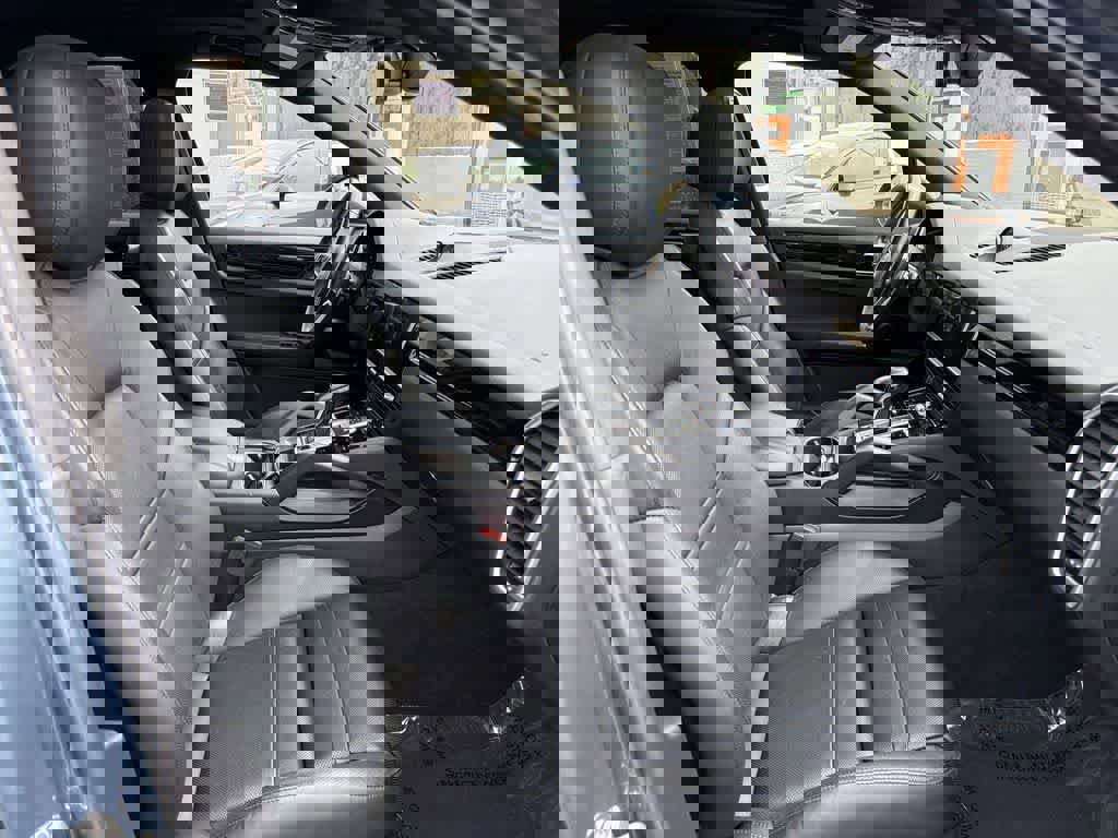 Used 2019 Porsche Cayenne S image 40