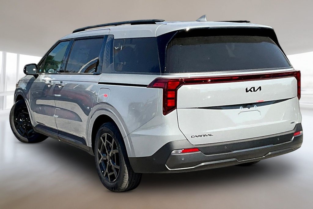 New 2027 Kia Carnival SX FWD image 3