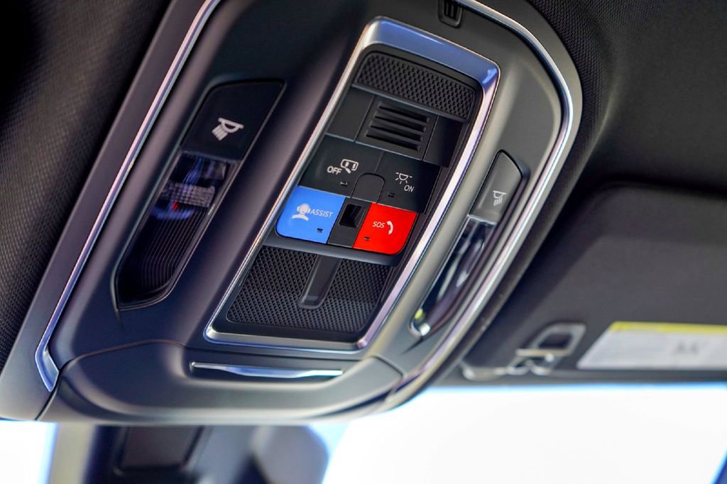 New 2026 Jeep Grand Cherokee Laredo RWD image 18