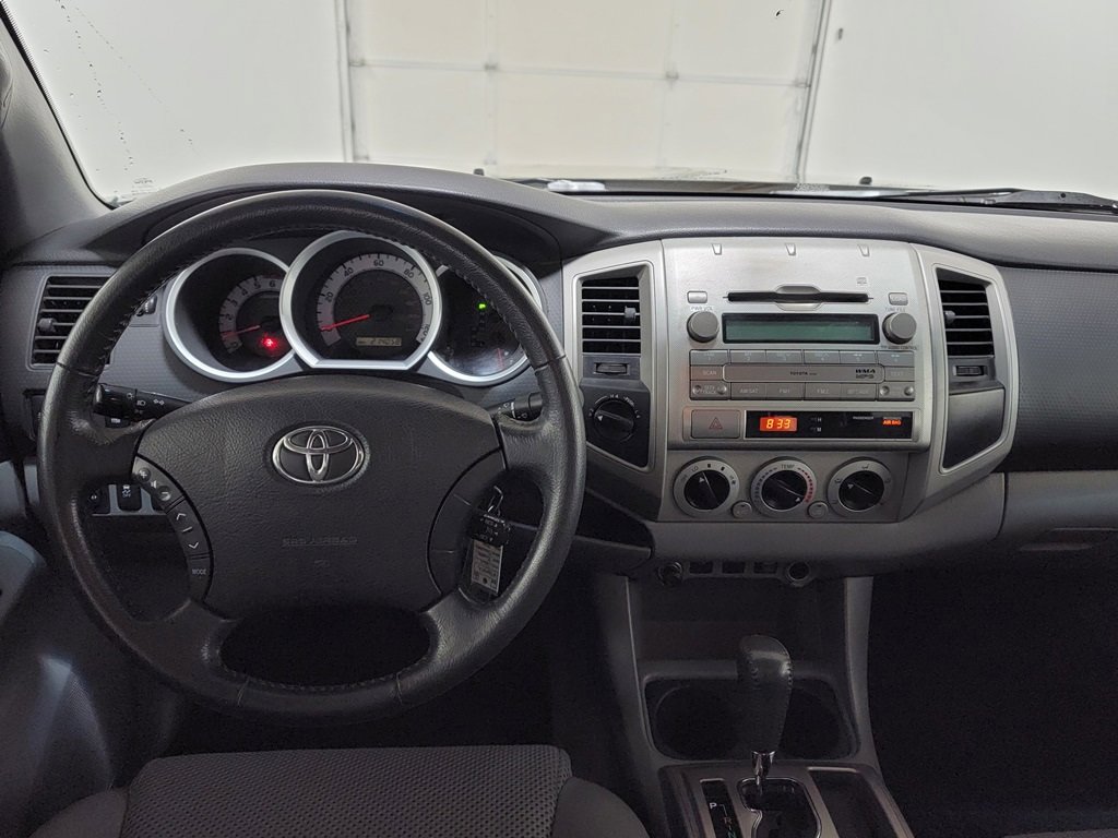 Used 2011 Toyota Tacoma Base image 13
