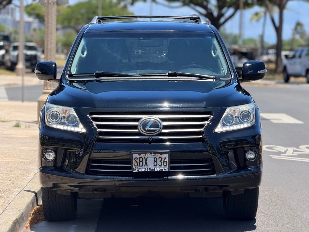 Used 2014 Lexus LX 570 4WD image 7