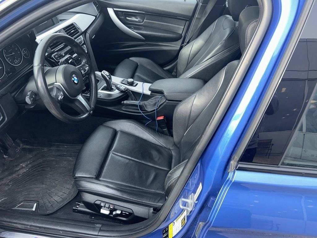 Used 2018 BMW 330i xDrive Sedan image 11