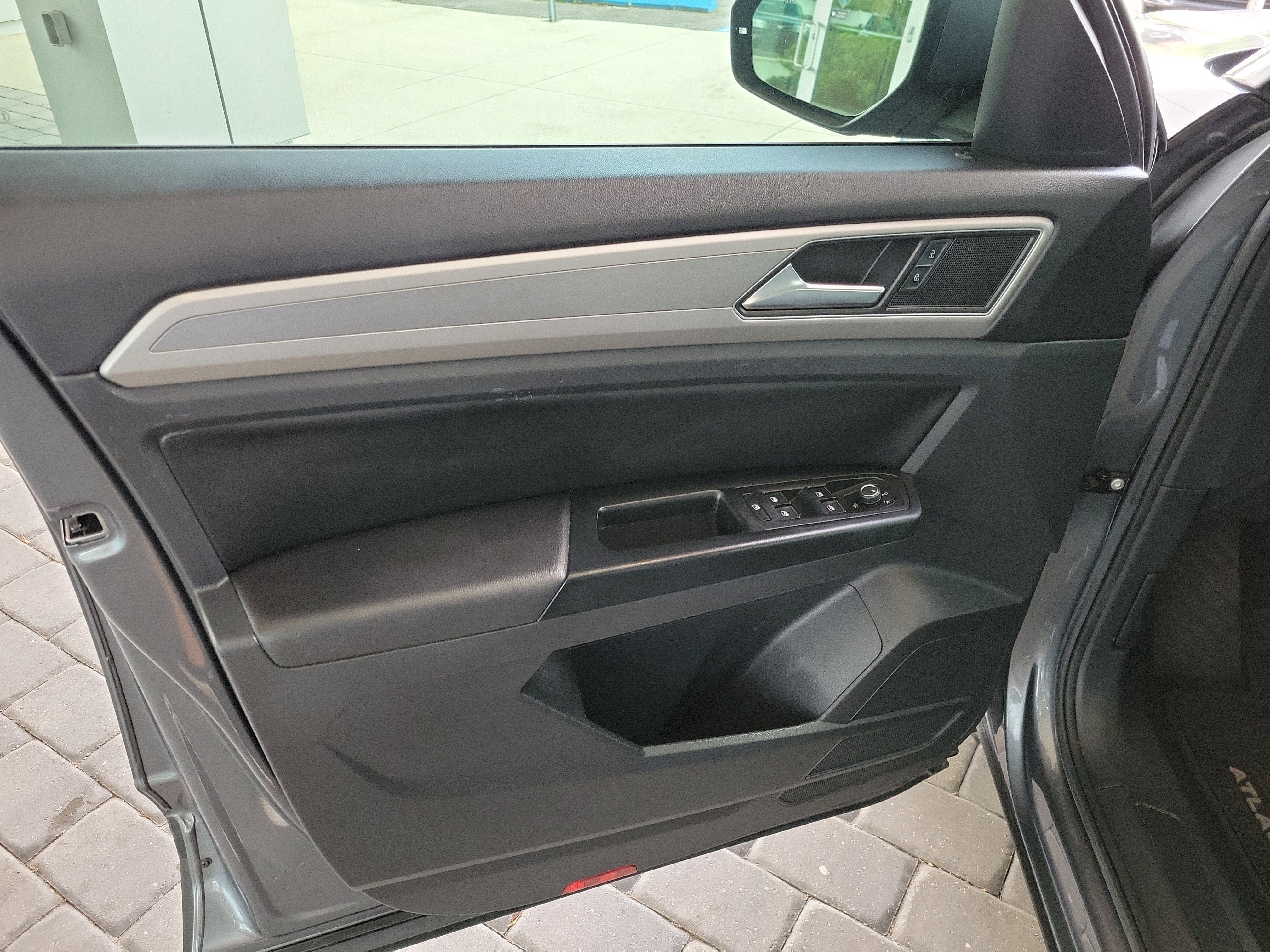 Used 2019 Volkswagen Atlas SE image 10