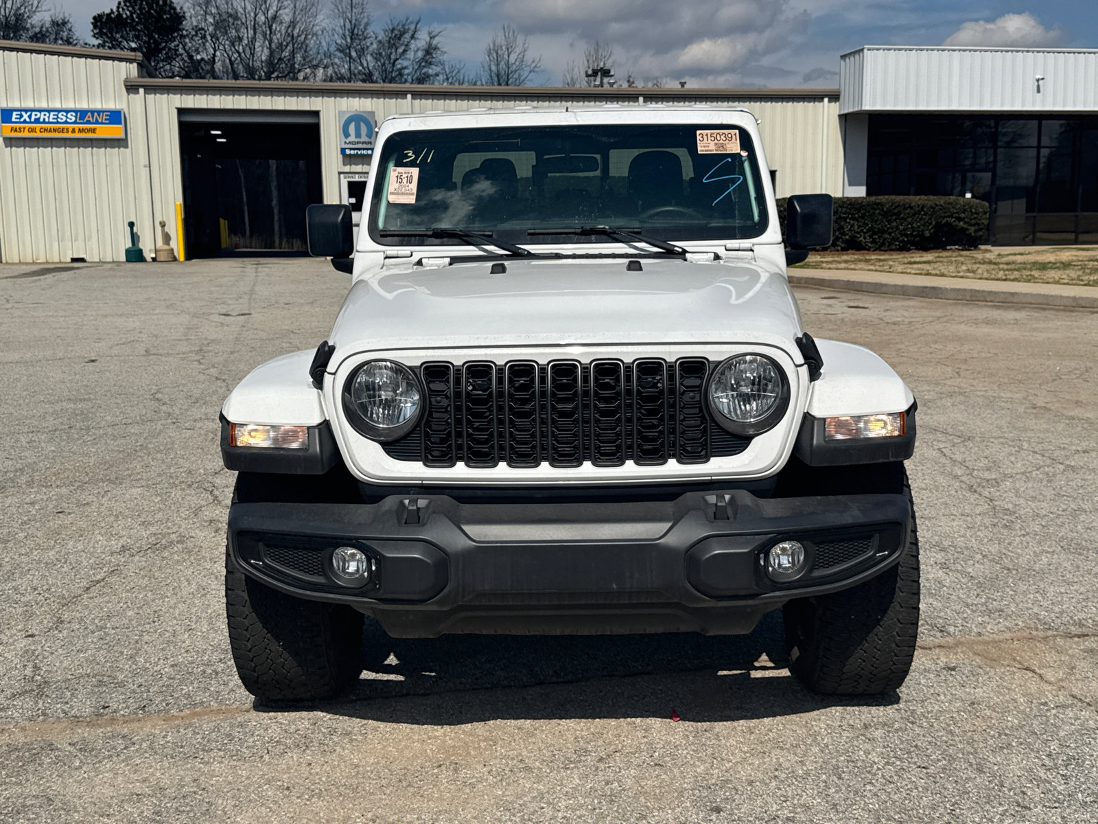 Used 2024 Jeep Gladiator Sport video 2