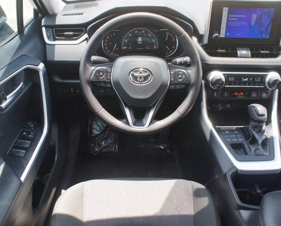 Used 2024 Toyota RAV4 XLE w/ Convenience Package AWD/4WD image 5