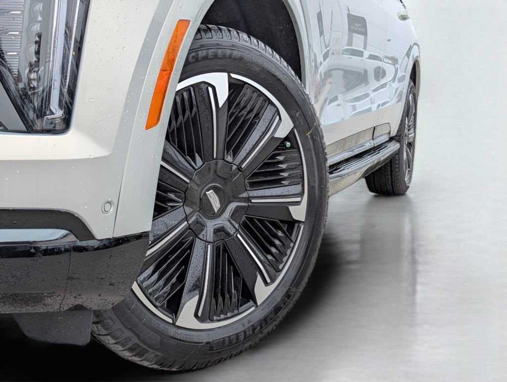 New 2025 Cadillac Escalade IQ Sport 2 AWD/4WD image 2