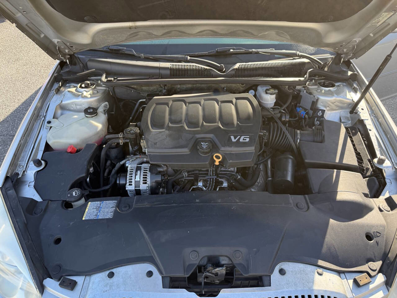 Used 2009 Buick Lucerne CXL image 30