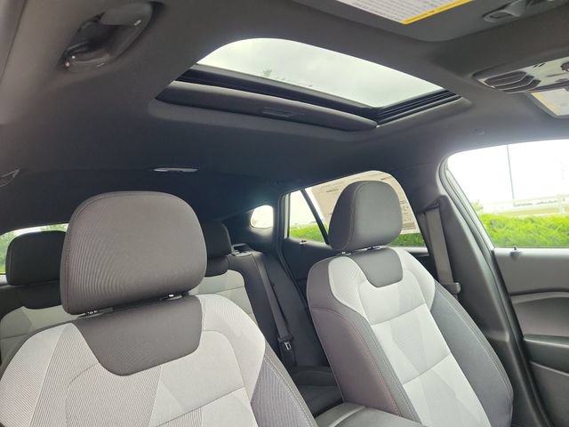 New 2026 Chevrolet Trax RS w/ Sunroof Package FWD image 13