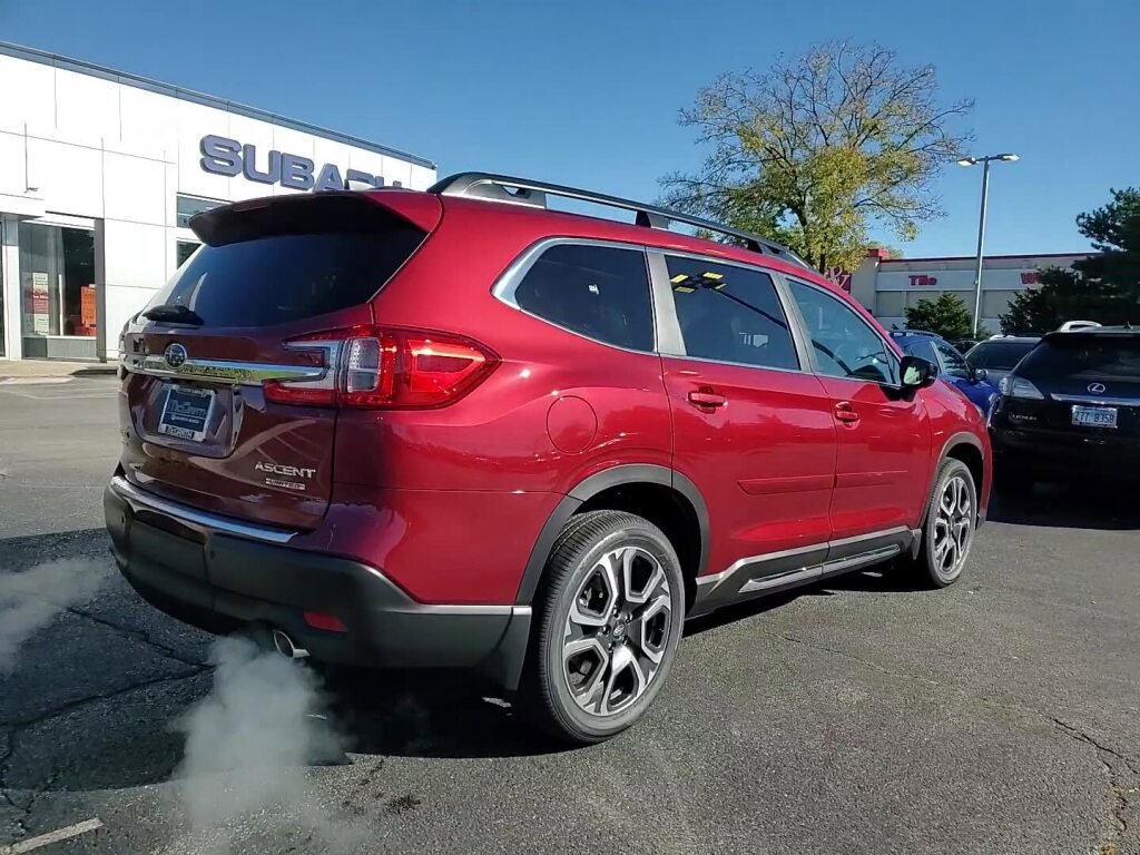 New 2025 Subaru Ascent Limited image 4