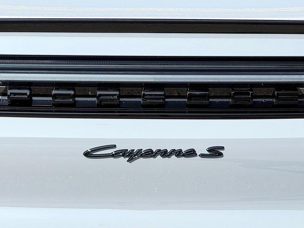New 2026 Porsche Cayenne S image 28