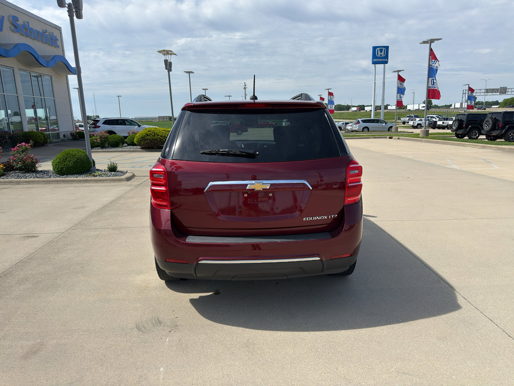 Used 2016 Chevrolet Equinox LTZ w/ Enhanced Convenience Package FWD image 6