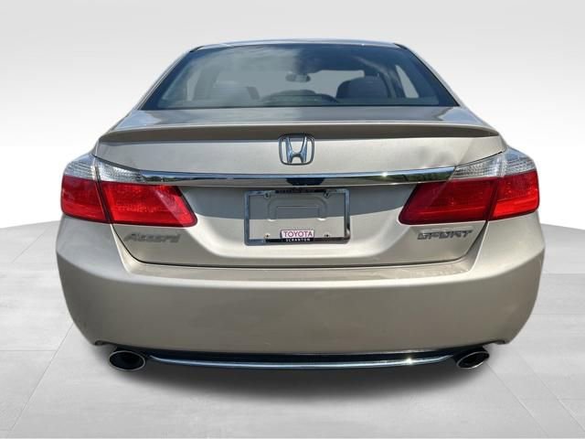 Used 2014 Honda Accord Sport image 4