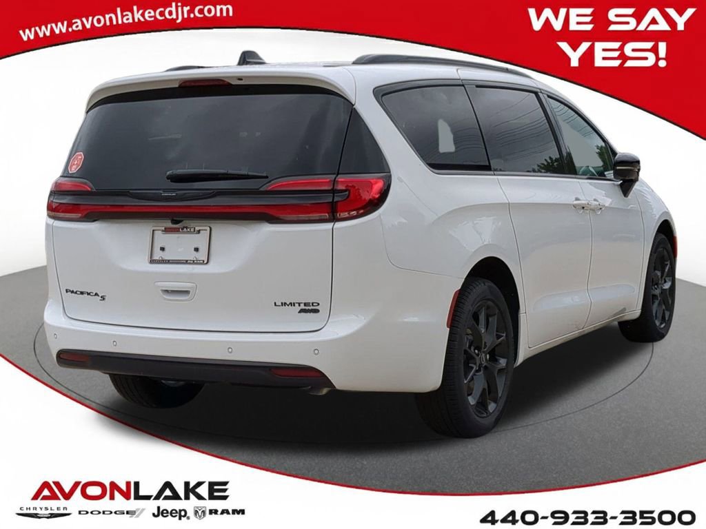 New 2026 Chrysler Pacifica Limited w/ S Appearance Package image 6