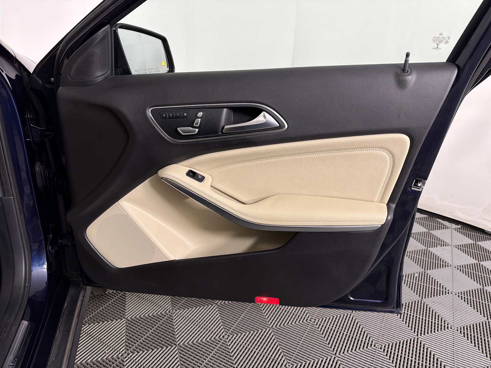 Used 2018 Mercedes-Benz GLA 250 image 14