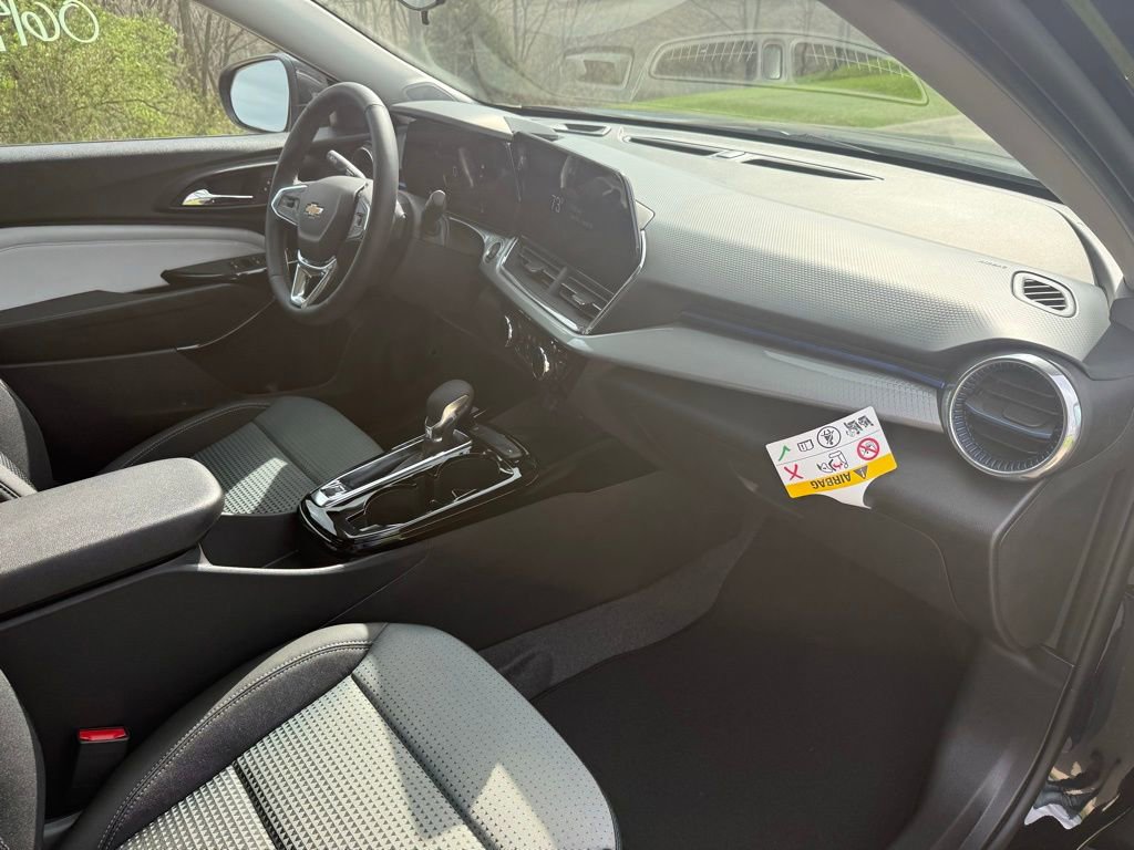 New 2026 Chevrolet Trax LT image 22