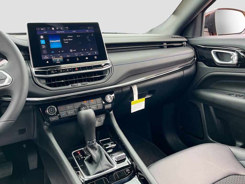 New 2026 Jeep Compass Latitude image 21