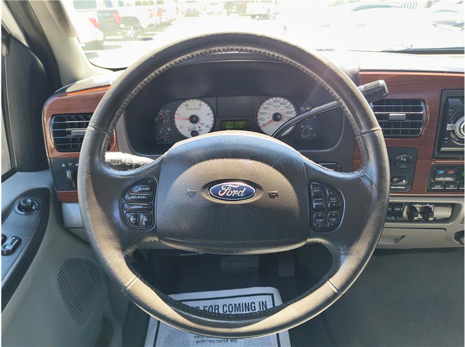 Used 2006 Ford F250 XL AWD/4WD image 7