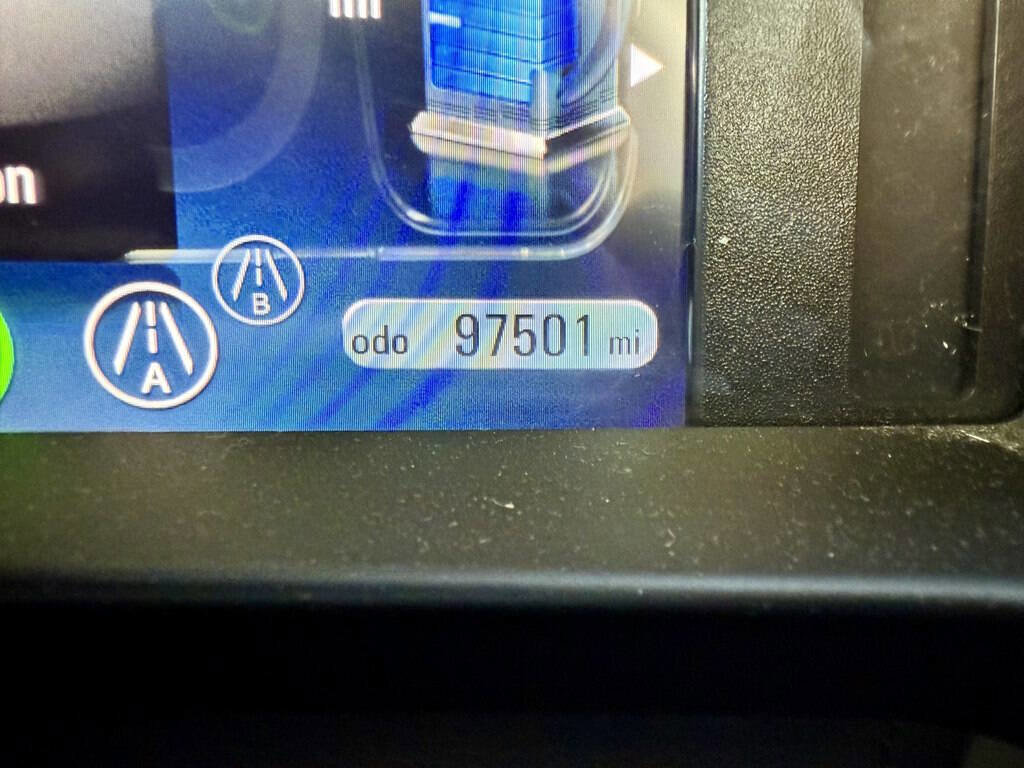 Used 2013 Chevrolet Volt w/ Enhanced Safety Package 1 image 17