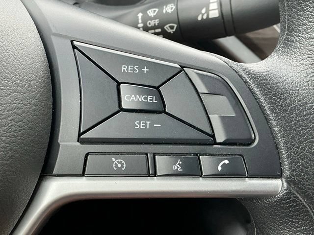 Used 2025 Nissan Altima 2.5 SV FWD image 27