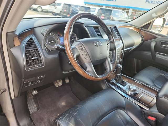 Used 2011 INFINITI QX56 7-Passenger w/ Deluxe Touring Pkg image 10