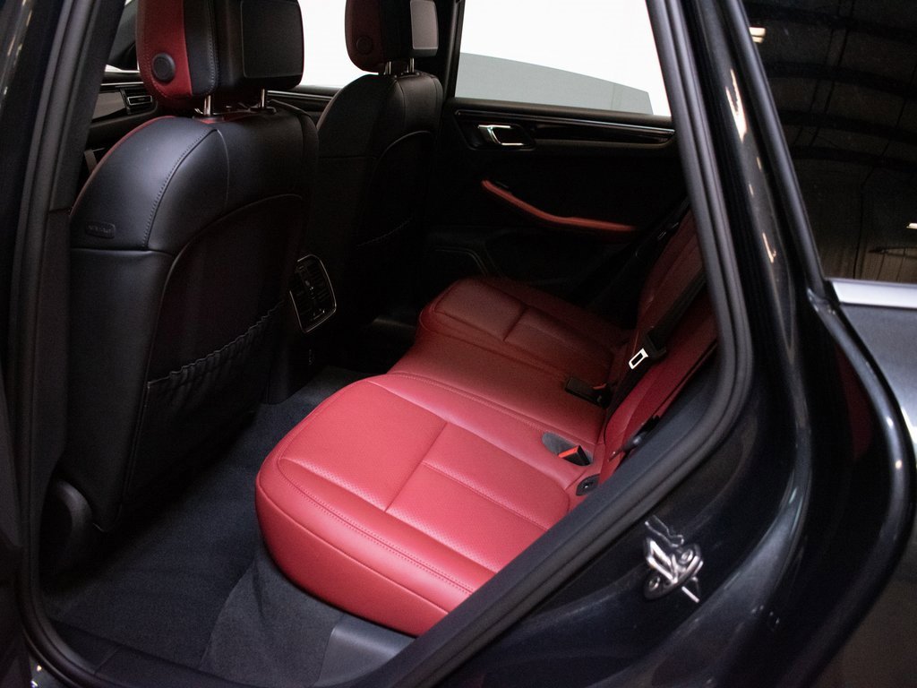 New 2026 Porsche Macan image 22