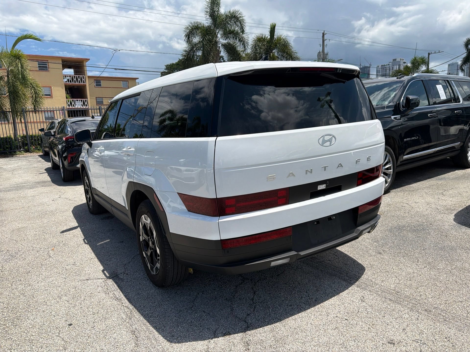 Used 2024 Hyundai Santa Fe SE FWD image 11