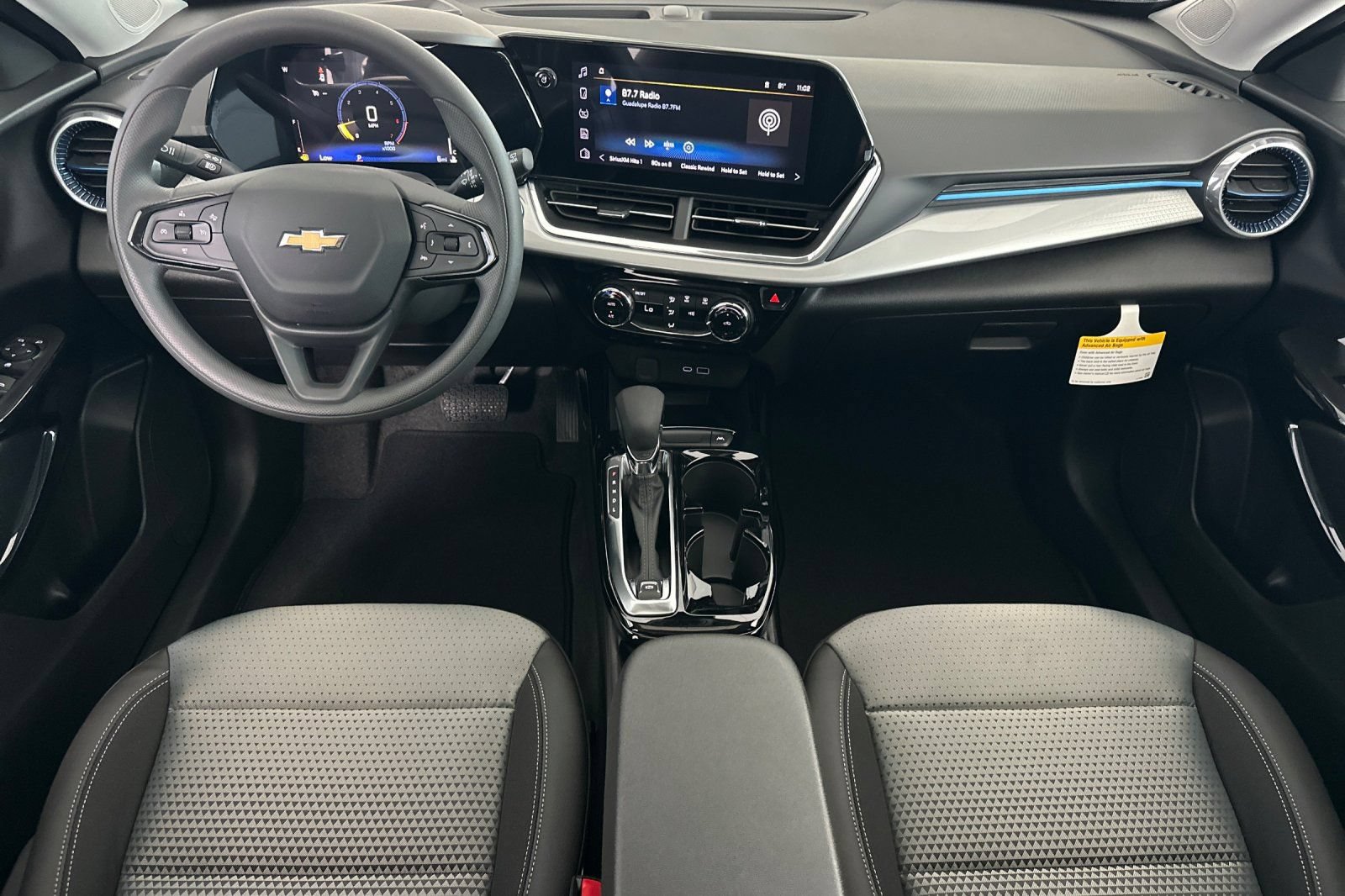 New 2026 Chevrolet Trax LT w/ Sunroof Package FWD image 13