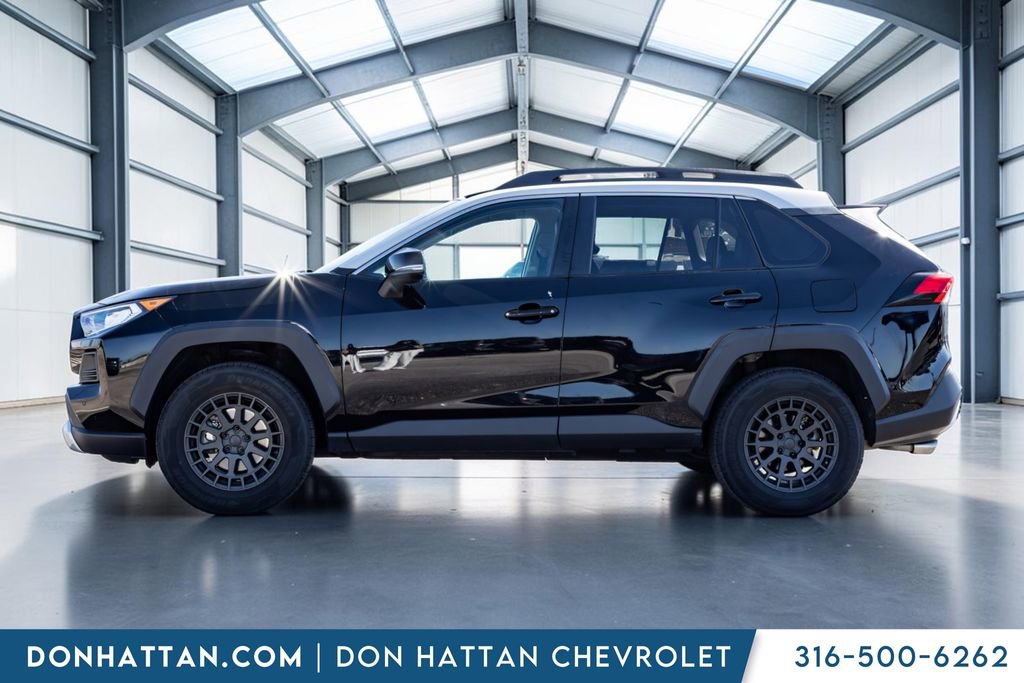 Used 2019 Toyota RAV4 Adventure AWD/4WD image 2