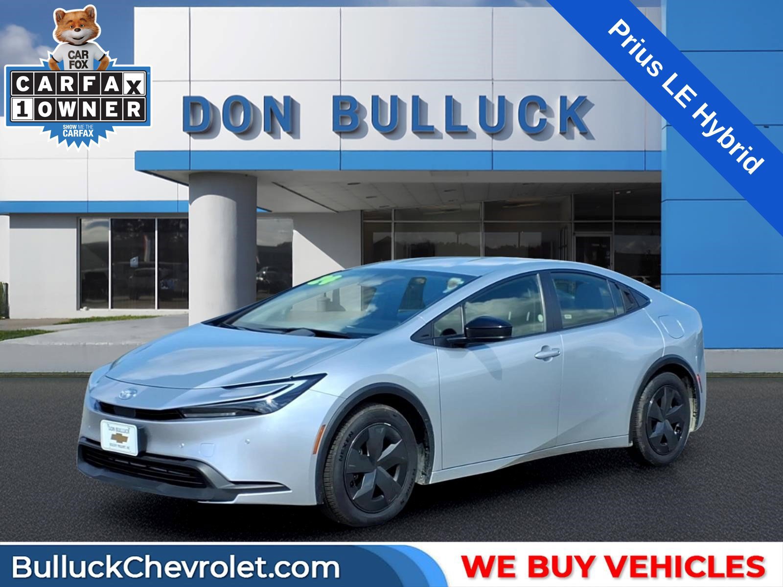 Used 2024 Toyota Prius LE FWD image 1